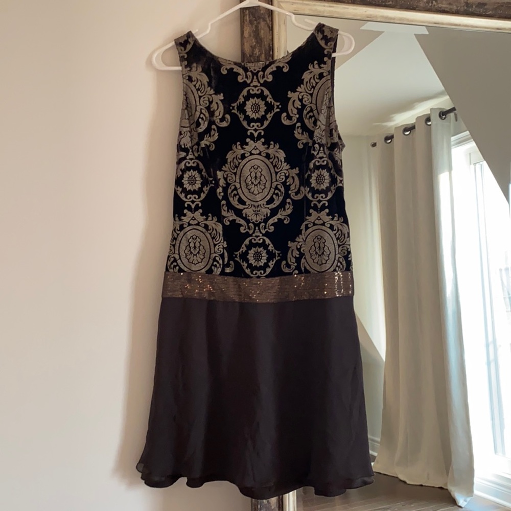 Alexia Admor dress